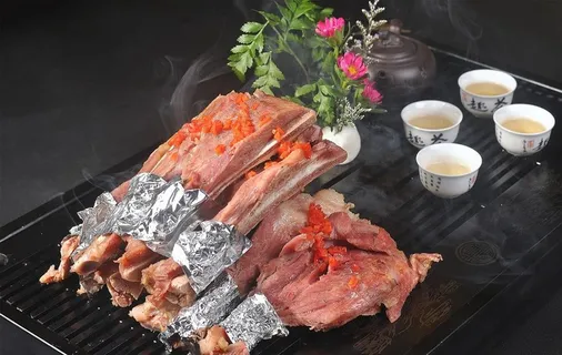手抓扇子骨图片 手抓扇子骨图片