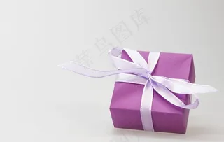 大礼菜鸟图库片