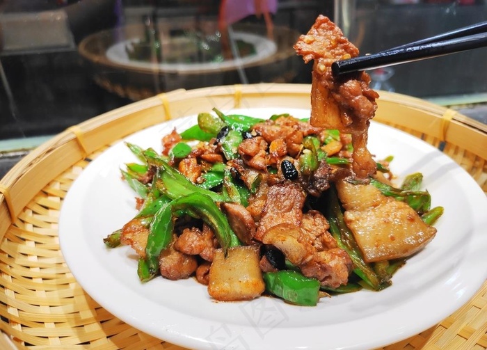 辣椒炒肉图片