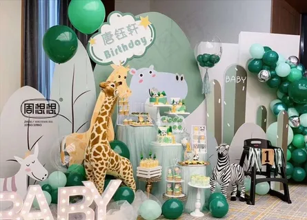 生日绿色系卡通布置图片 生日绿色系卡通布置图片