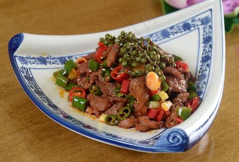 藤椒牛柳图片