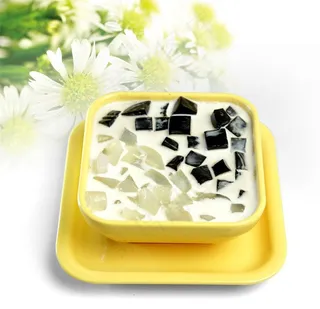 海底椰白雪凉粉图片