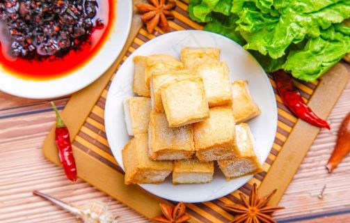 火锅菜品鱼豆腐图片