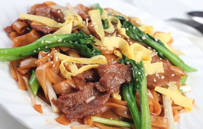 干炒牛河图片
