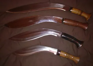 廓尔喀弯刀图片