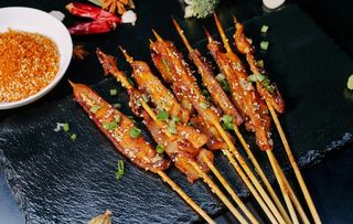 烧烤五花肉串图片