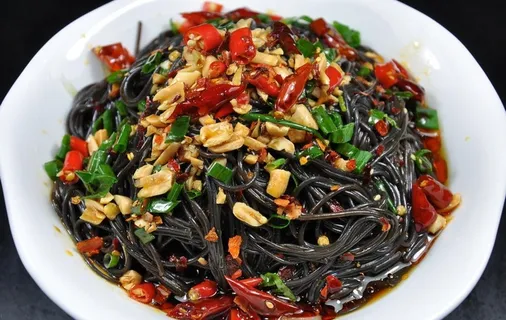 荞麦面图片 荞麦面图片
