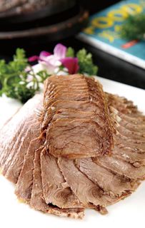 老卤酱牛肉图片