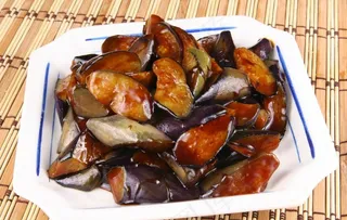 油焖茄子图片