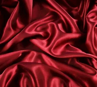 红色丝绸背景图片
