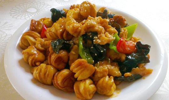 过油肉小花卷图片