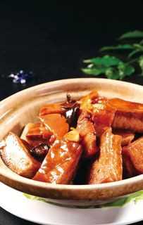 客家豆腐煲图片