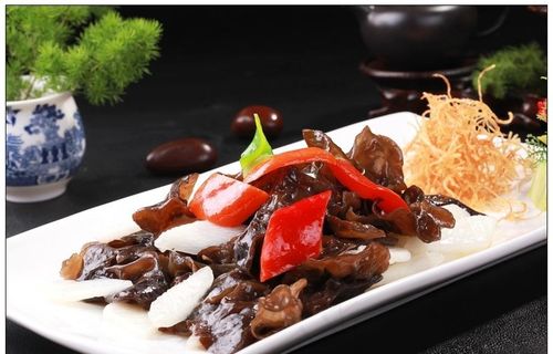 山药炒木耳图片 山药炒木耳图片