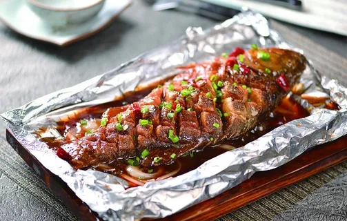 锡纸鲈鱼图片 锡纸鲈鱼图片