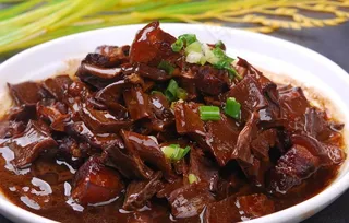 毛笋干烧肉图片