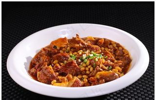 黄豆焖牛腩图片