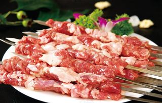 烤羊肉串图片