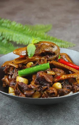 干锅啤酒鸭图片