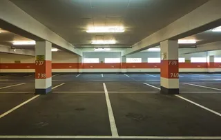 车库停车库图片