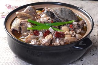 甲鱼鸡煲图片