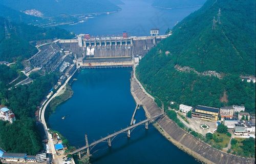 新安江大坝图片