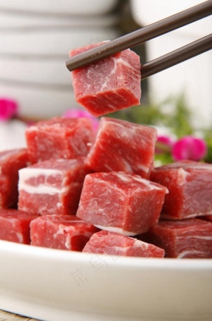 牛肉粒图片