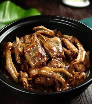 顺德古法炆黑棕鹅图片