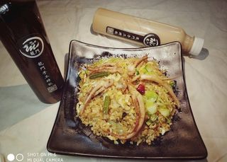 鱿鱼炒饭图片