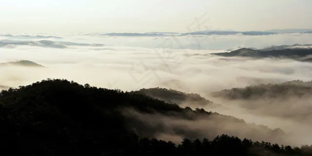 山顶云海风景 山顶云海风景