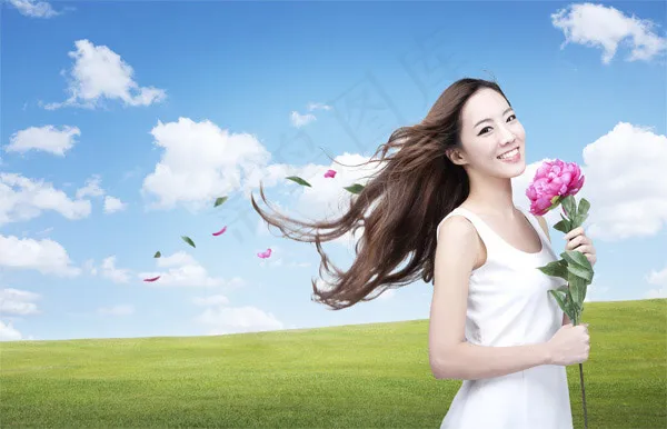 清新自然女人(5250X3375(DPI:300))psd模版下载