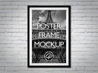 黑白框海报样机