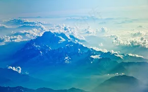 山峰山脉图片