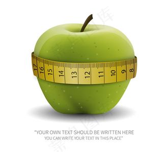 围卷尺的青苹果