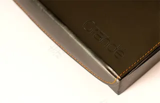 皮革上的标志效果