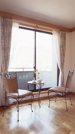 惬意阳台摆设H5背景素材高清