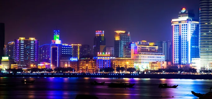 城市灯火辉煌背景Banner高清