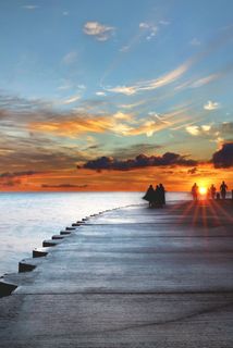 蓝天白云夕阳浪漫免抠