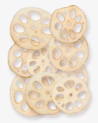 平铺的藕片免抠