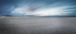 天空辽阔公路山峰免抠