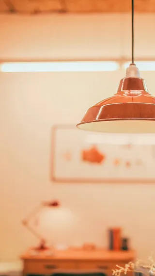 暖色调下的现代灯饰高清