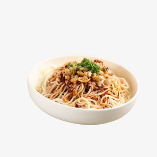 花生碎鸡丝凉面食品餐饮免抠