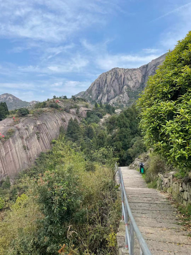 蓝天白云春天的气息免抠背景摄影风景元素