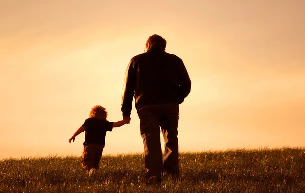 牵手父爱日落有爱免抠