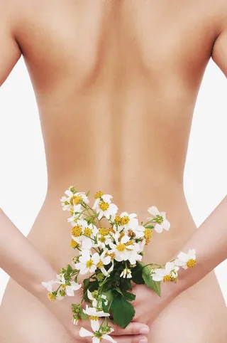 手中的鲜花免抠