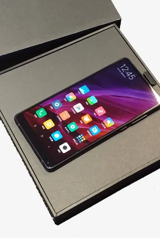 新品小米手机免抠