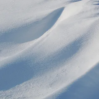 白色盐粉末沙丘免抠