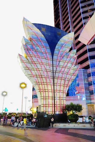 澳门新葡京赌场夜景免抠