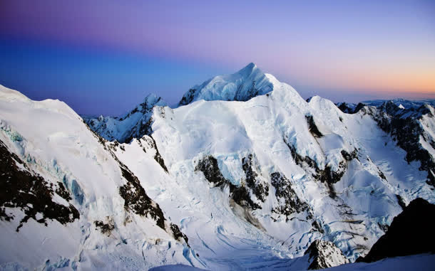 白色冬日山顶美景免抠