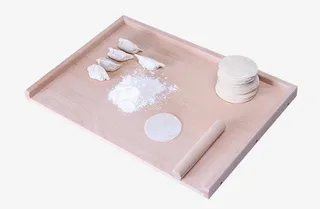 面板上的饺子皮素材免抠