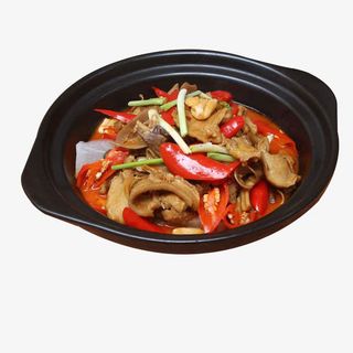 香辣口味美食牛杂煲免抠